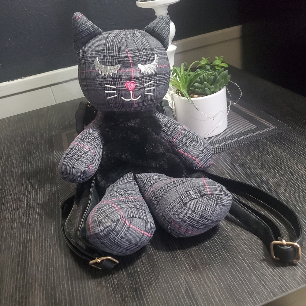 Plaid Betsey Johnson backpack  🎒